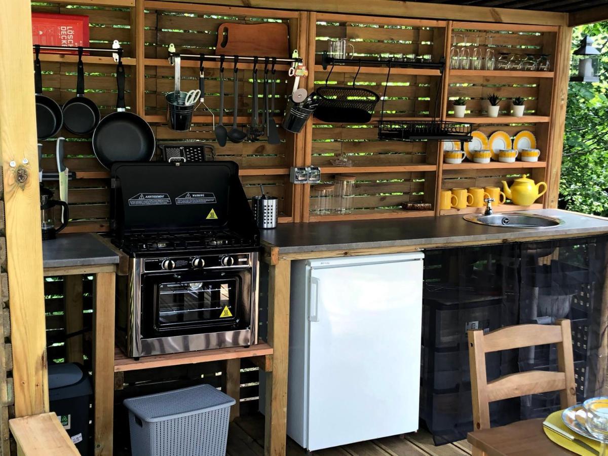 فندق Luxury Glamping @Moulin Des Forges Moutier-Malcard المظهر الخارجي الصورة